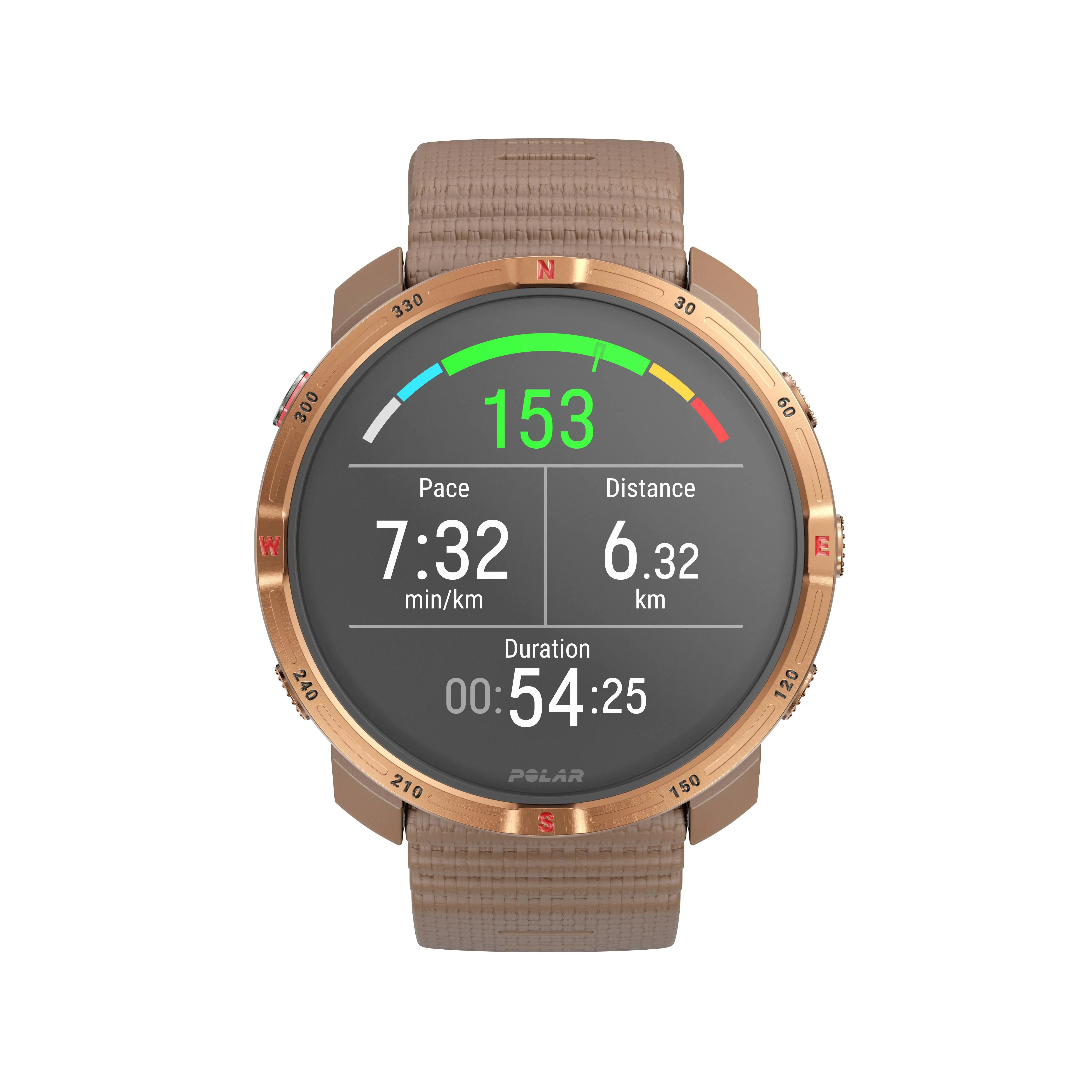 Nahaufnahme der Polar Grit X2 in Braun mit Herzfrequenzanzeige