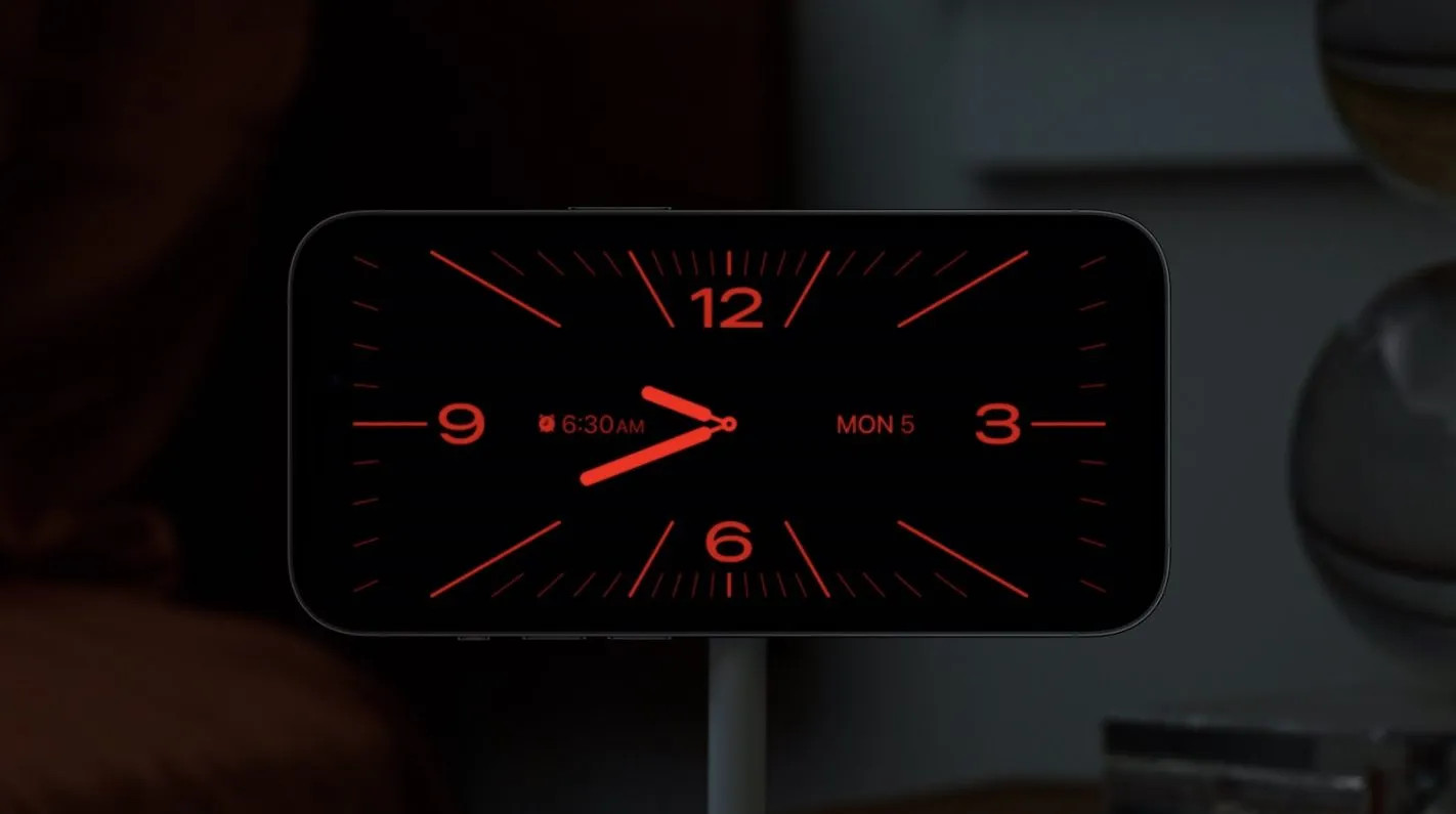 Nachtmodus mit rot getöntem Display